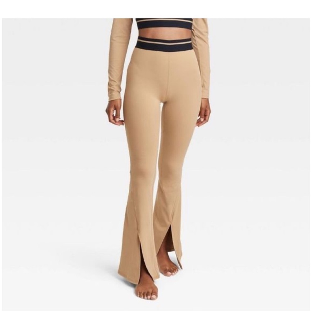 JOYLAB - SPLIT HEM FLARE LEGGINGS